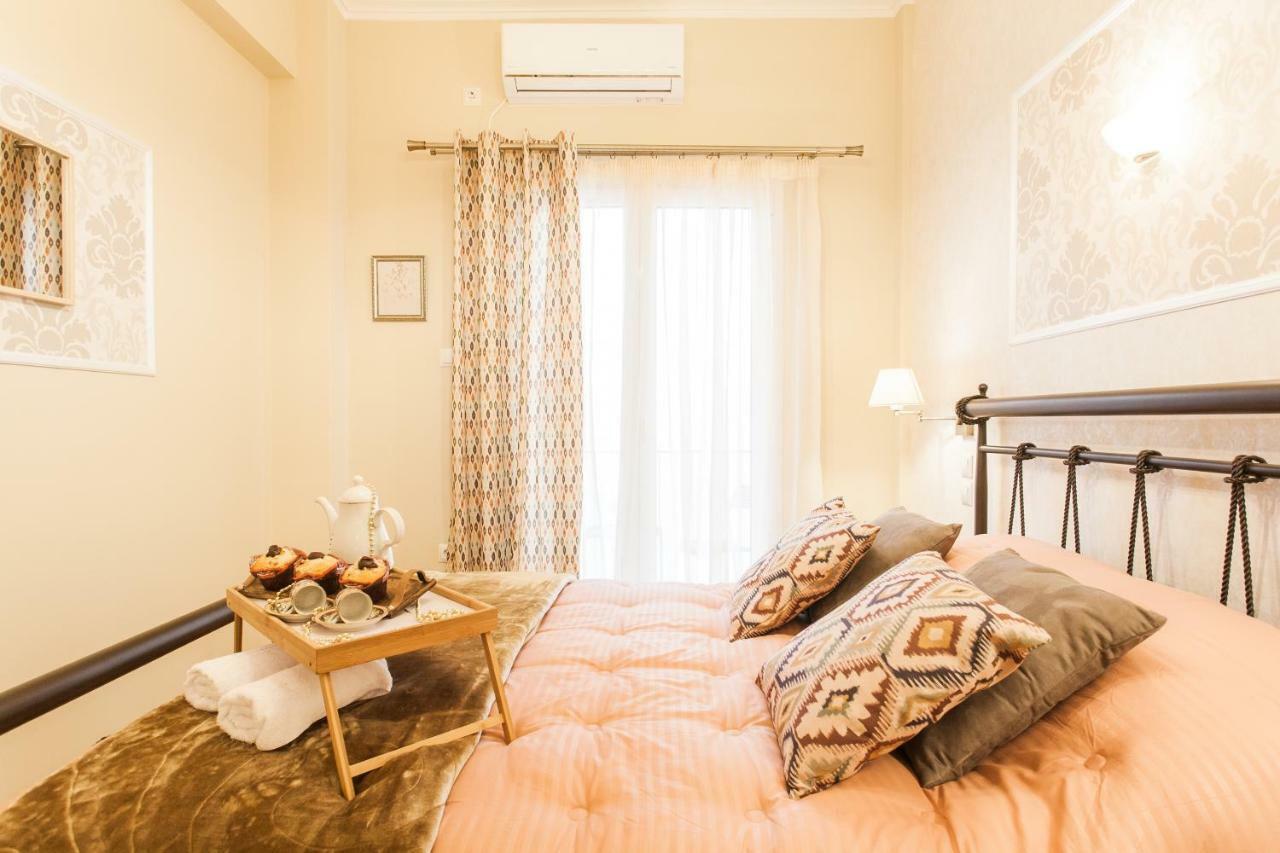 Modern Antique Private rooms near to Acropolis Museum&metro station Atene Esterno foto