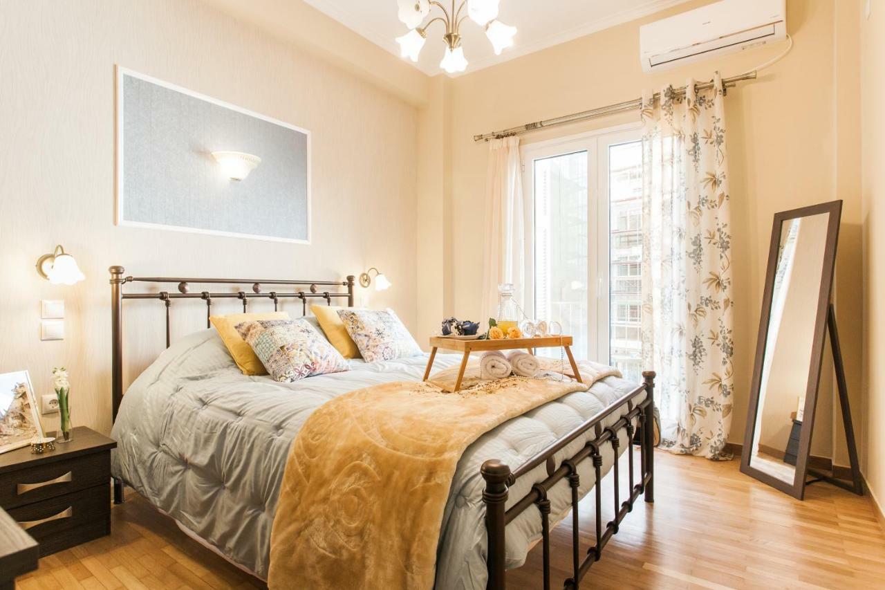 Modern Antique Private rooms near to Acropolis Museum&metro station Atene Esterno foto