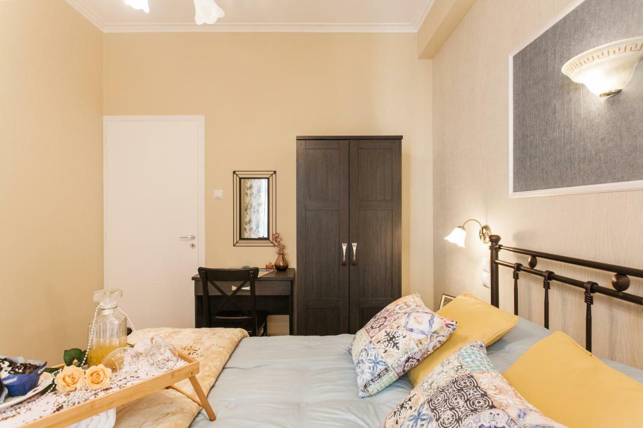 Modern Antique Private rooms near to Acropolis Museum&metro station Atene Esterno foto