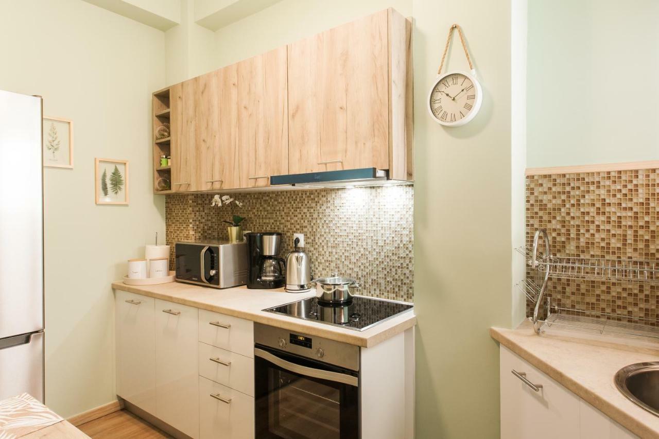Modern Antique Private rooms near to Acropolis Museum&metro station Atene Esterno foto